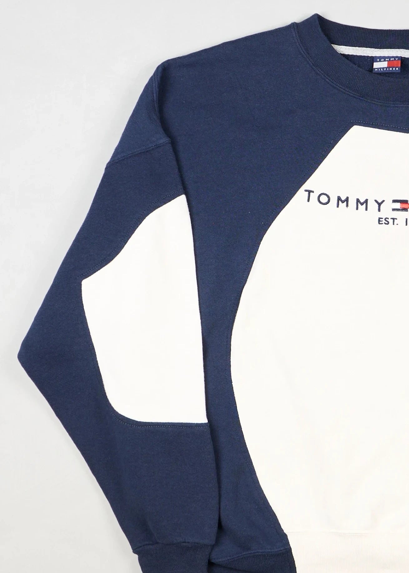 Tommy Hilfiger - Sweatshirt (XL) Left
