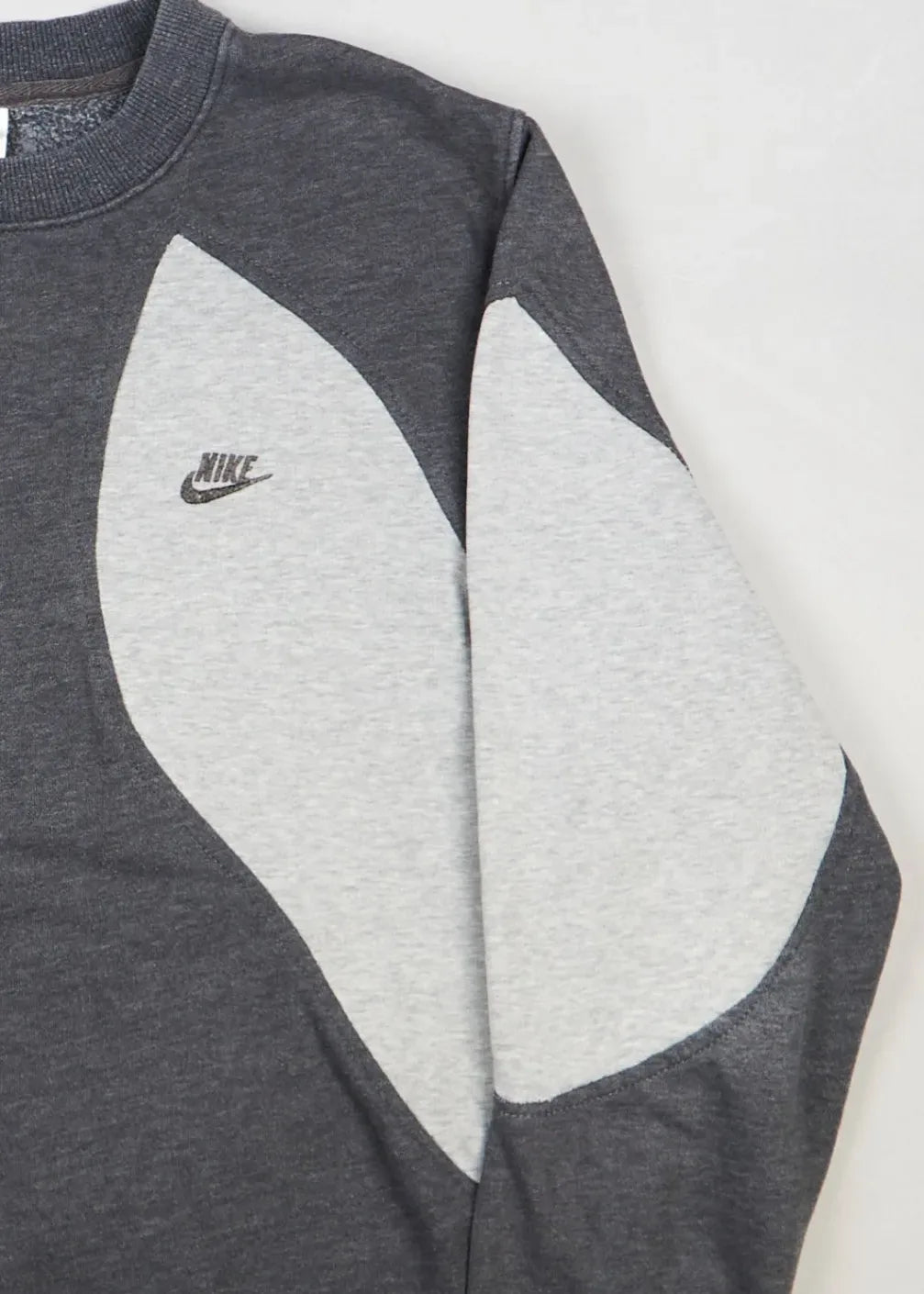 Nike - Sweatshirt (L) Right