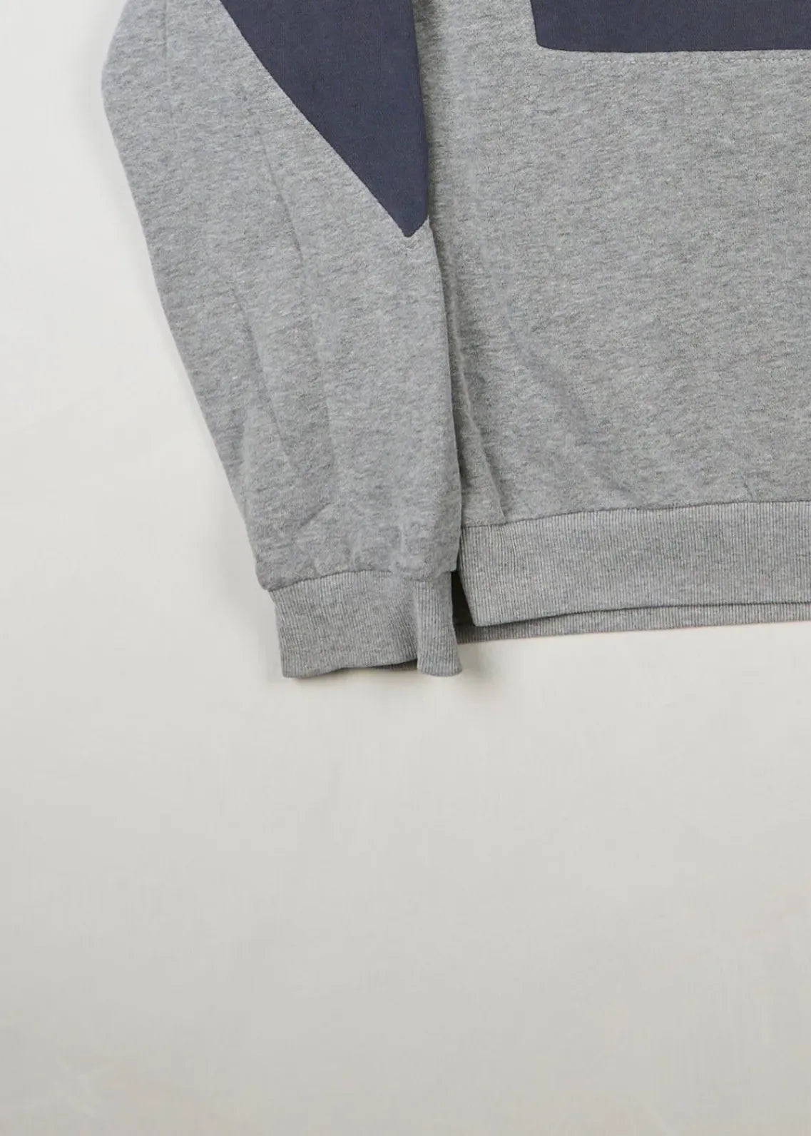 Adidas - Sweatshirt (XL) Bottom Left