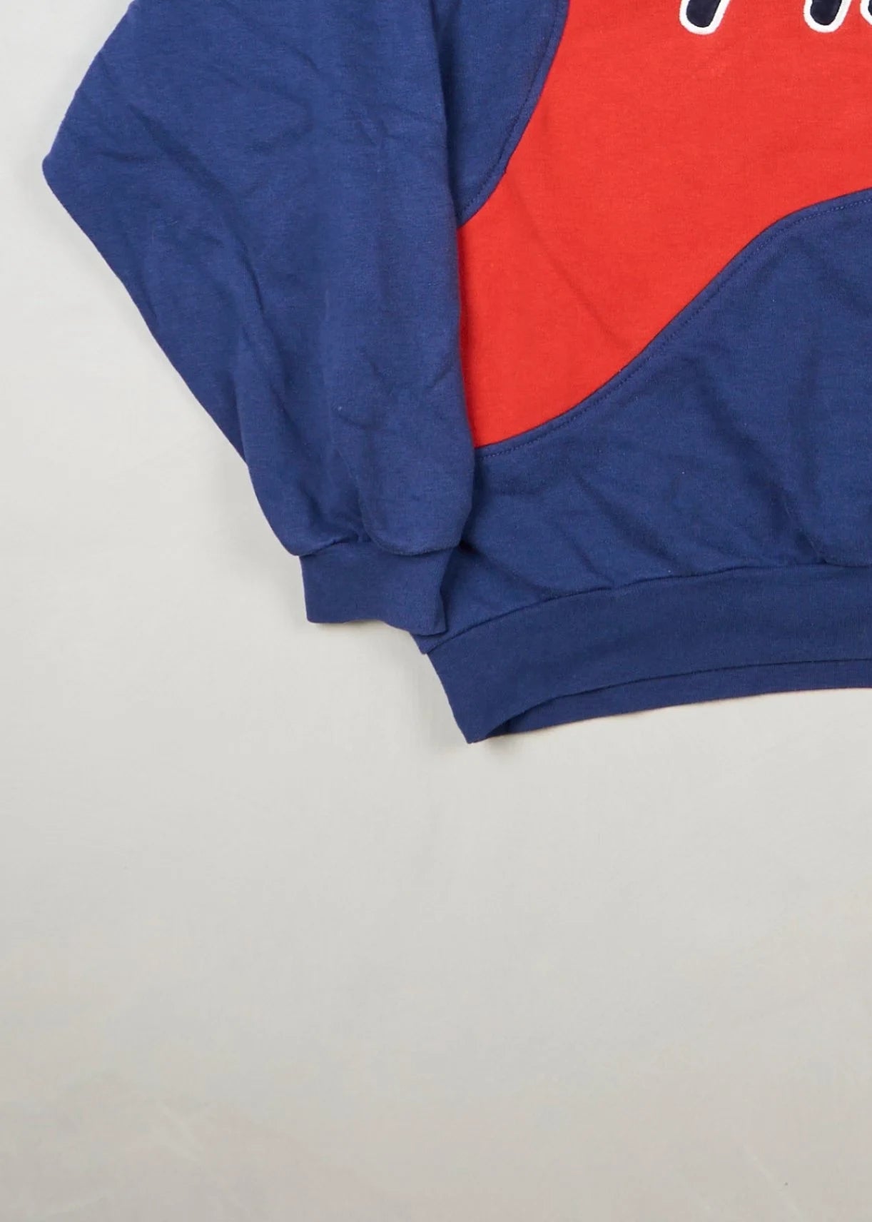 Fila - Sweatshirt (XL) Bottom Left