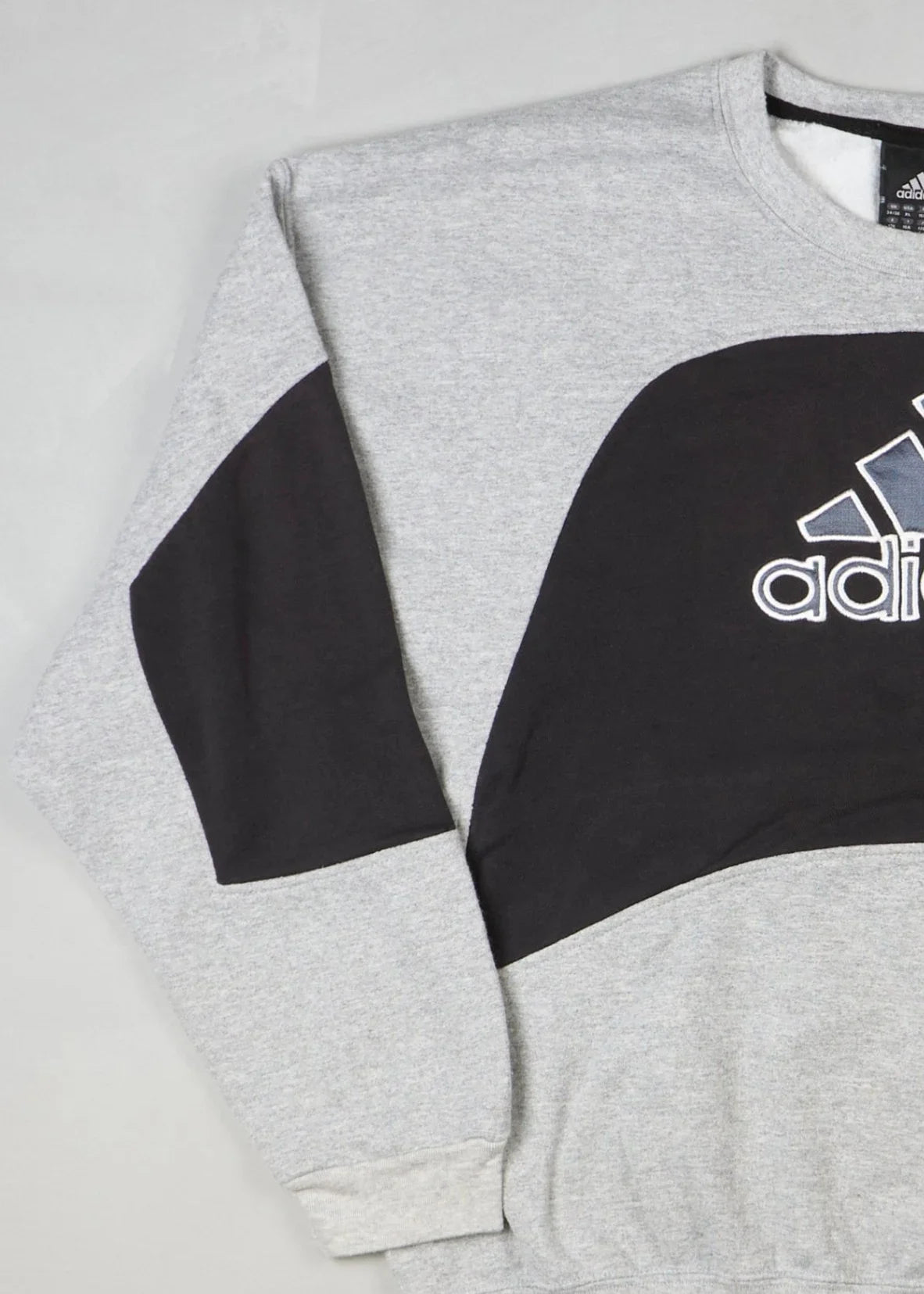 Adidas - Sweatshirt (L) Left