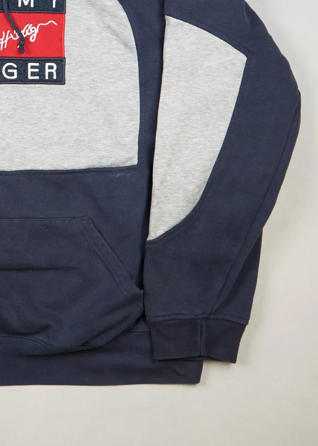 Tommy Hilfiger - Hoodie (L) Bottom Right