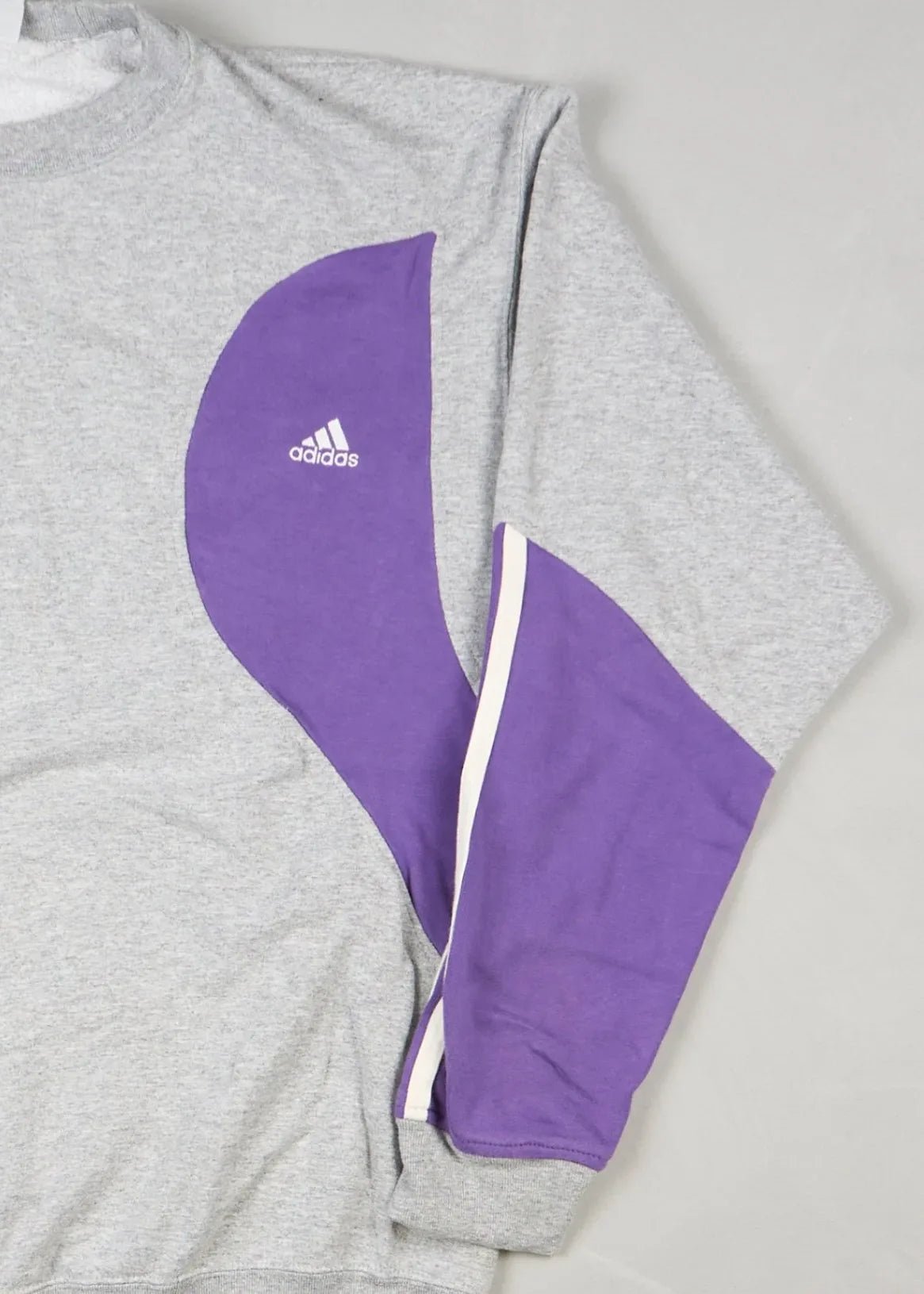 Adidas - Sweatshirt (L) Right