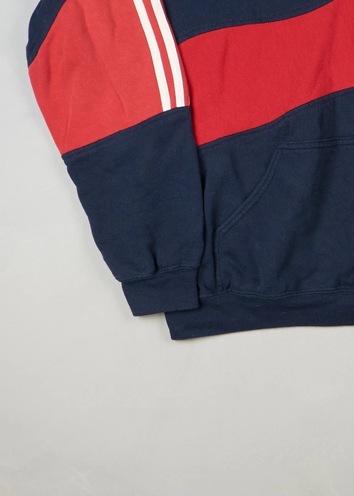 Adidas - Hoodie (M) Bottom Left