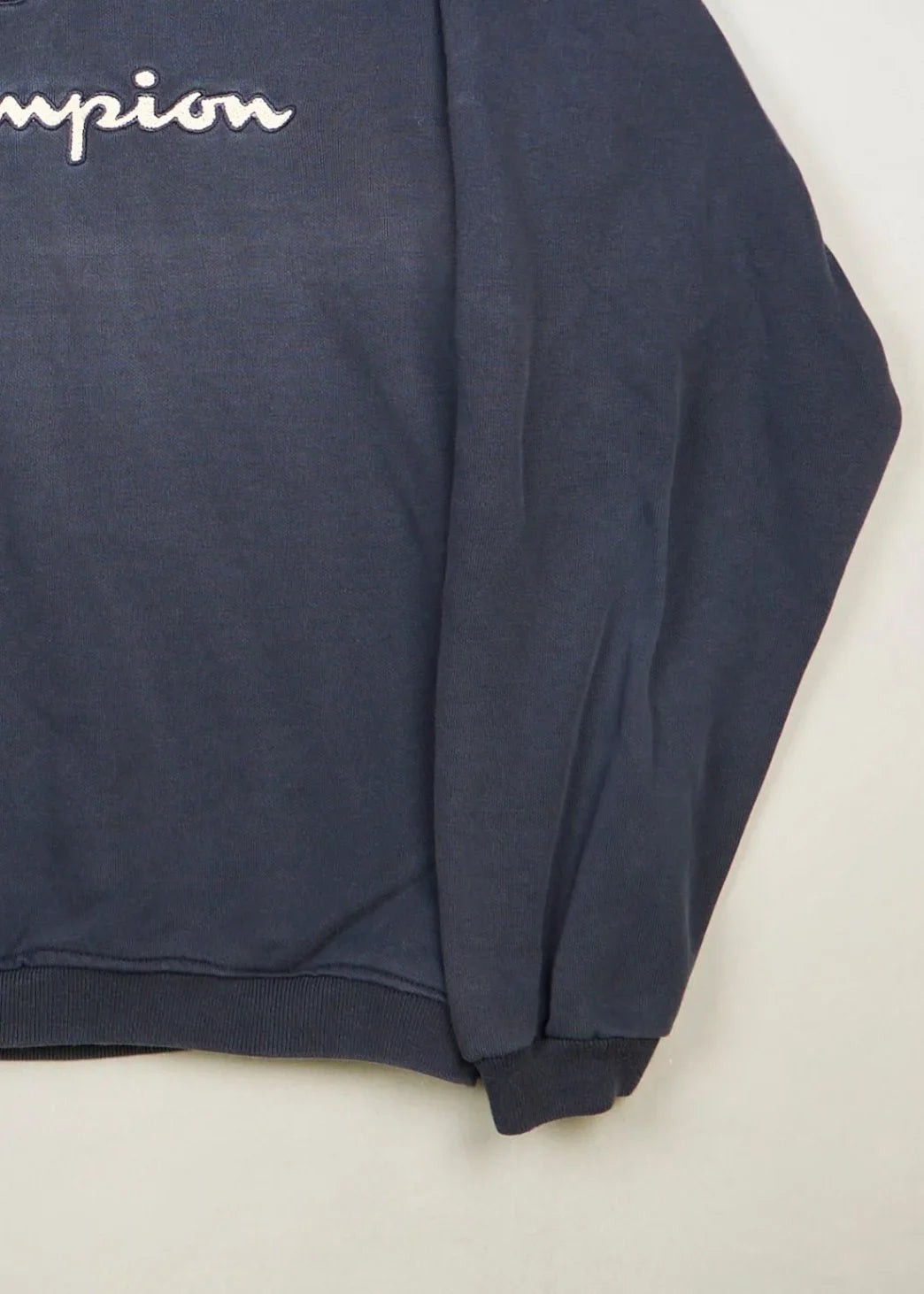 Champion - Sweatshirt (M) Bottom Right