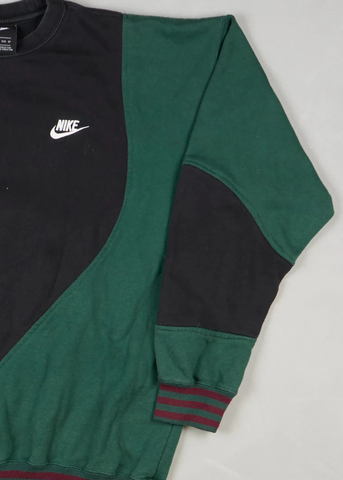 Nike - Sweatshirt (L) Right