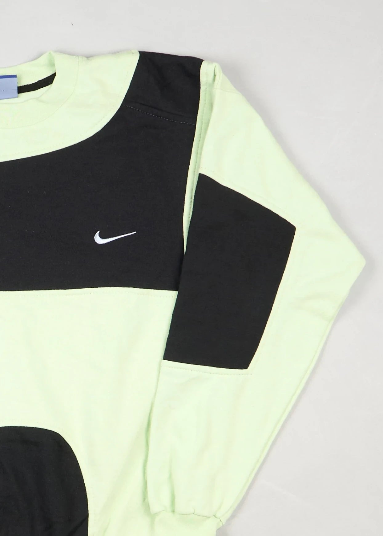 Nike - Sweatshirt (L) Right