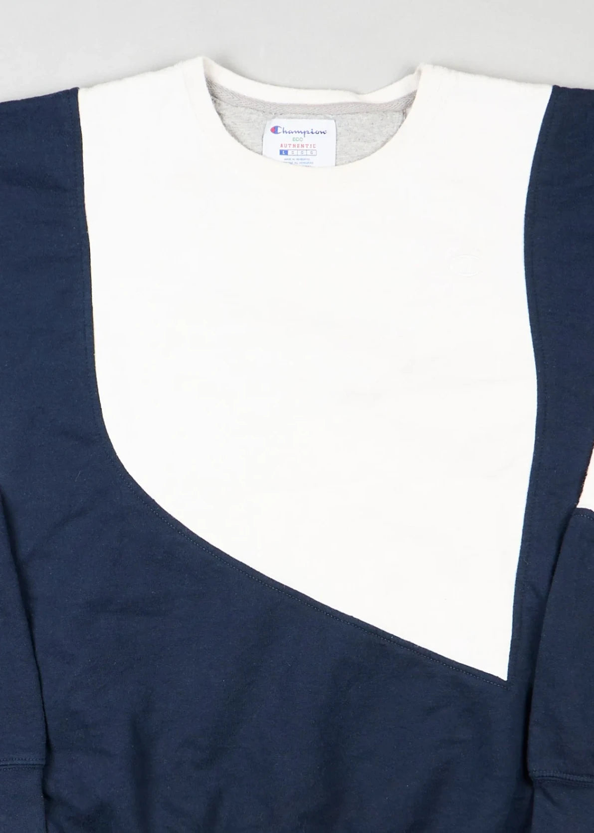 Champion - Sweatshirt (M) Center