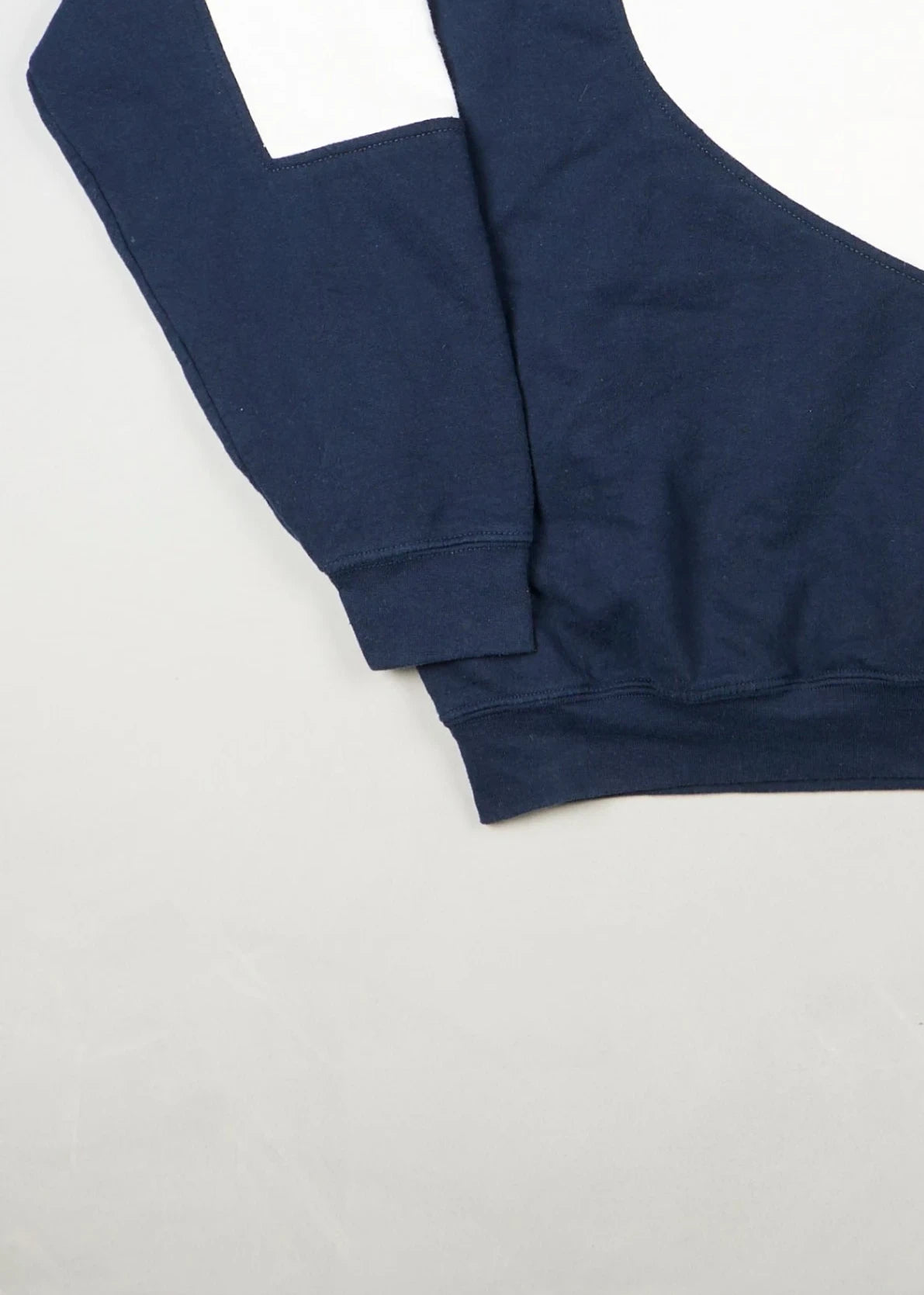 Champion - Sweatshirt (M) Bottom Left