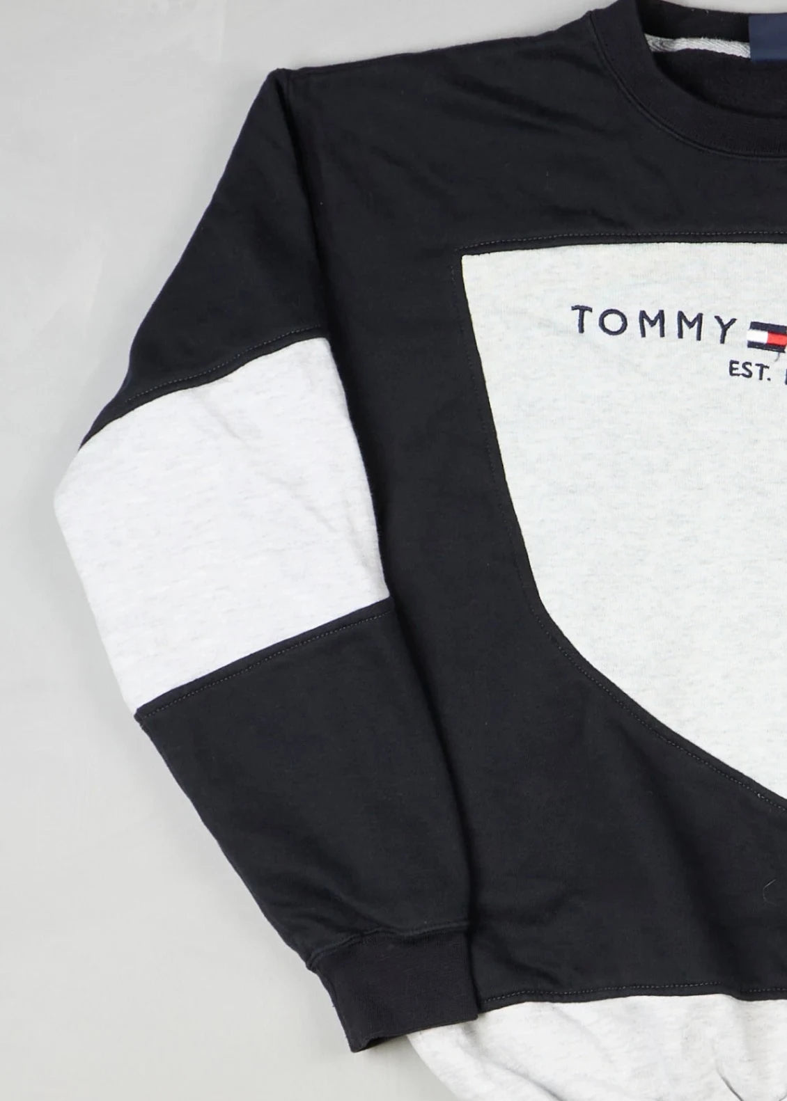 Tommy Hilfiger - Sweatshirt (M) Left