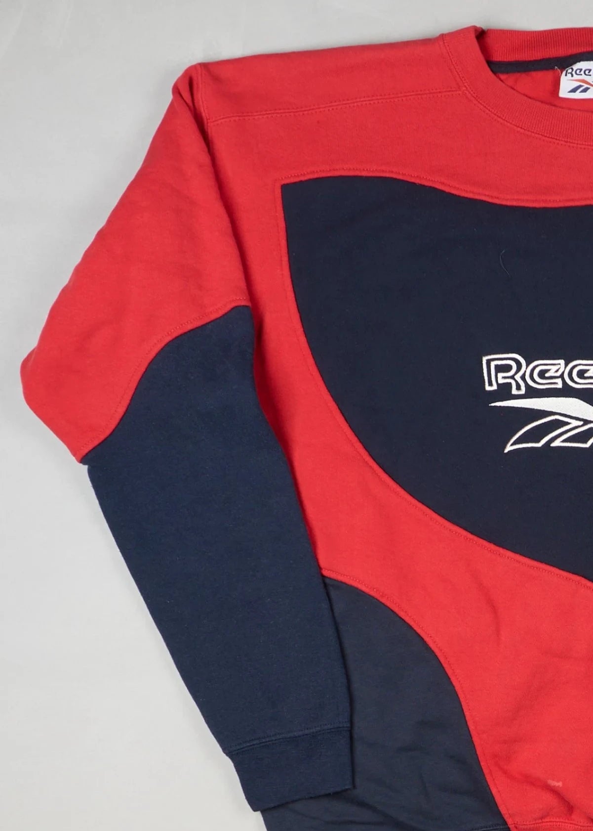 Reebok - Sweater (L) Left