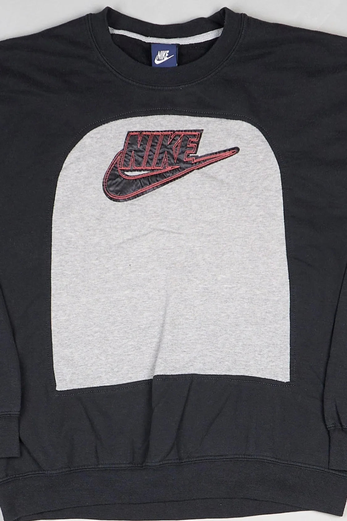 Nike - Renewed Sweatshirt (M) Center