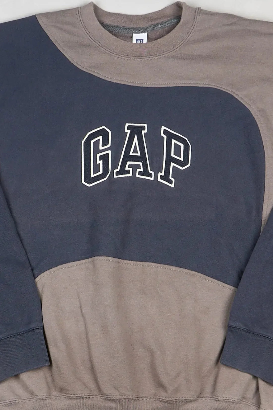 GAP - Sweatshirt (XL) Center