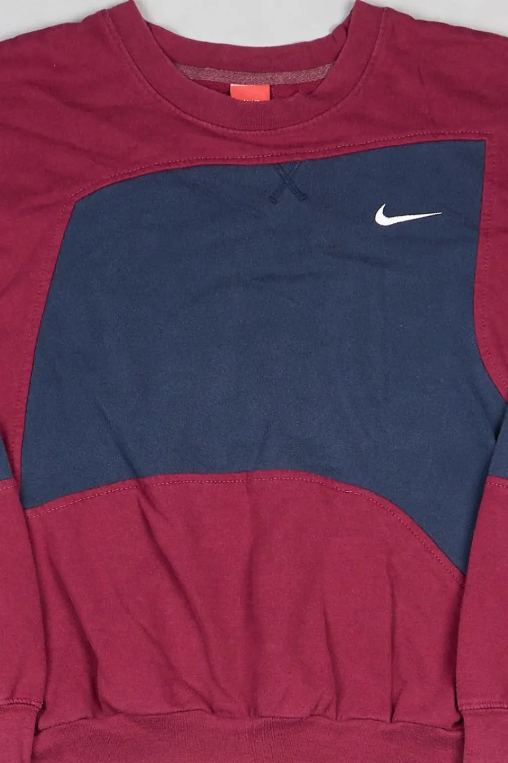 Nike - Renewed Sweatshirt (M) Center