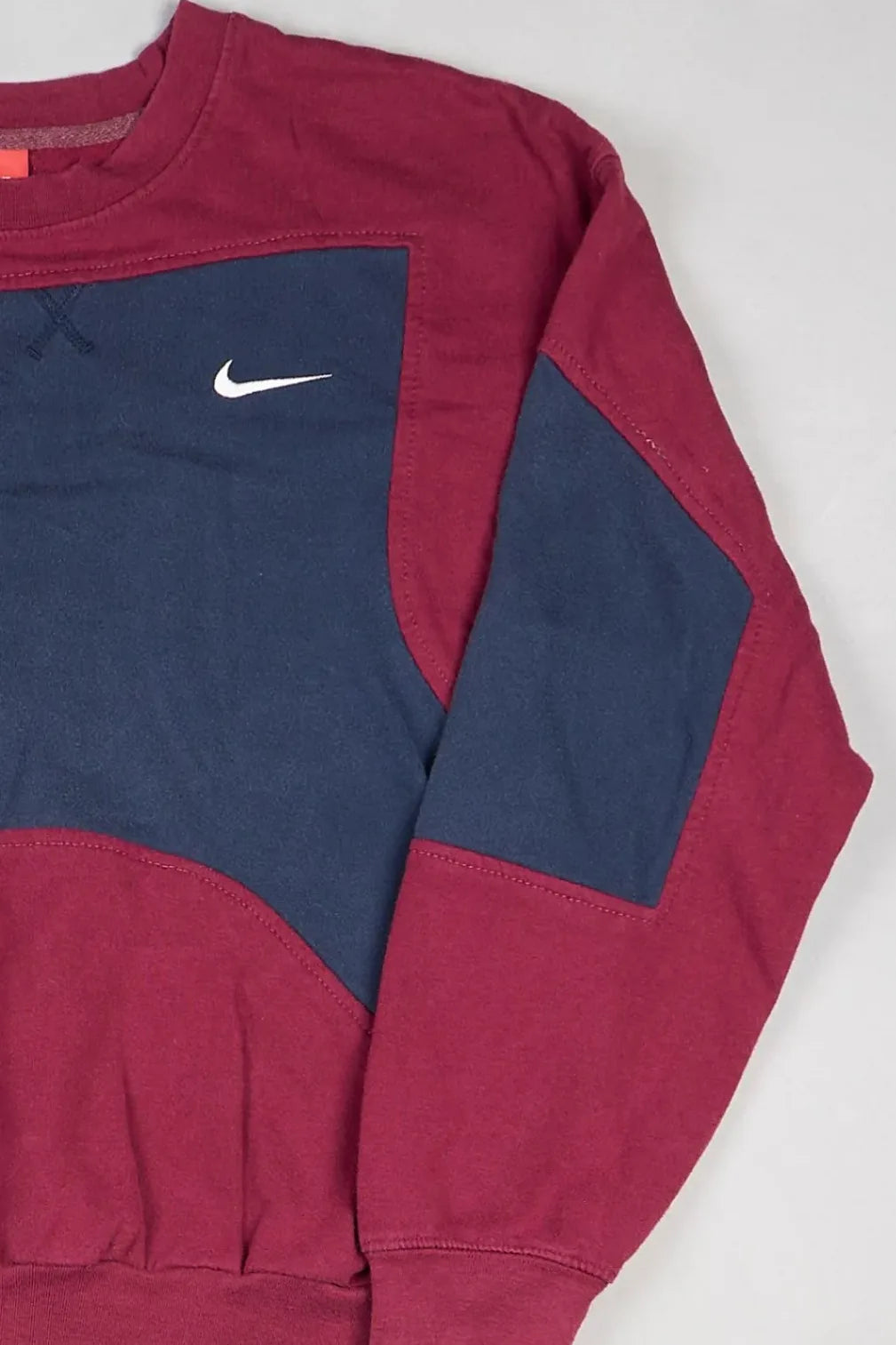 Nike - Renewed Sweatshirt (M) Right