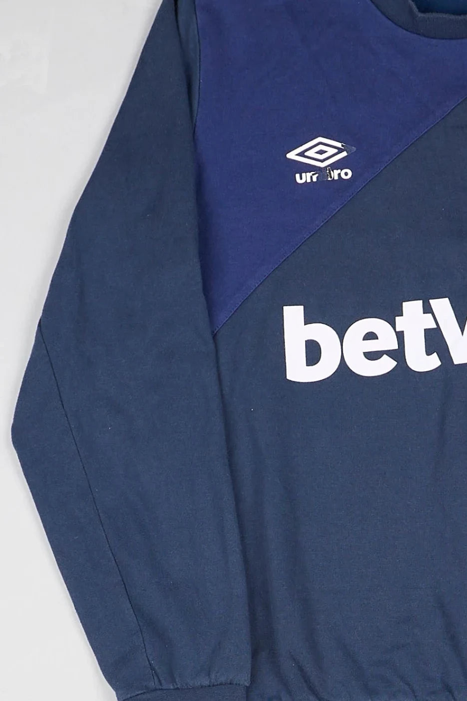 Umbro - Sweatshirt (M) Left