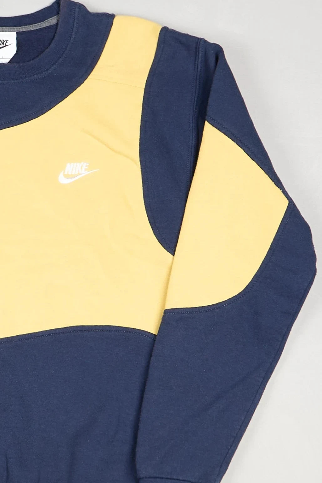 Nike - Sweatshirt (L) Right