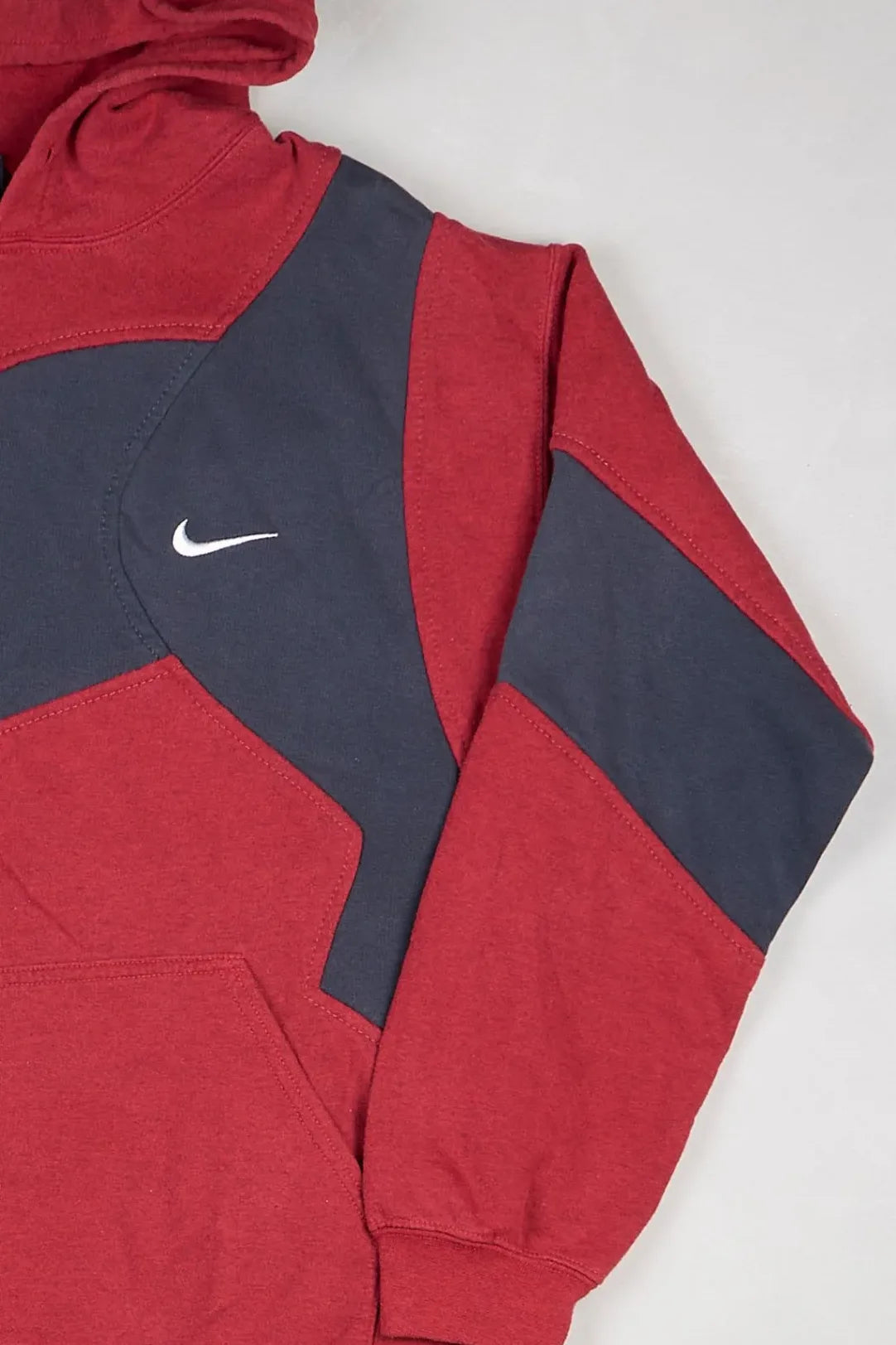 Nike - Renewed Hoodie (M) Right