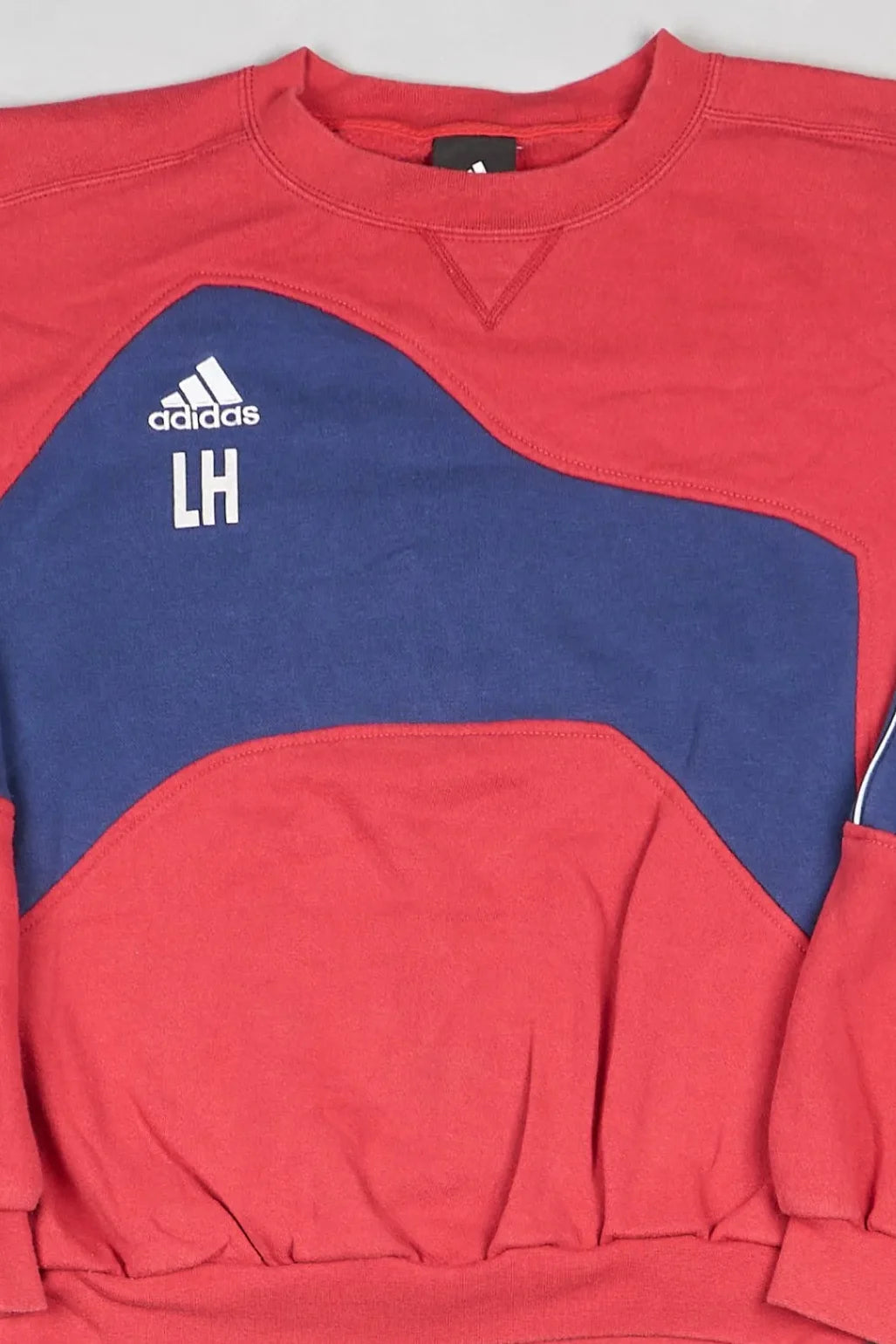 Adidas - Renewed Sweatshirt (S) Center