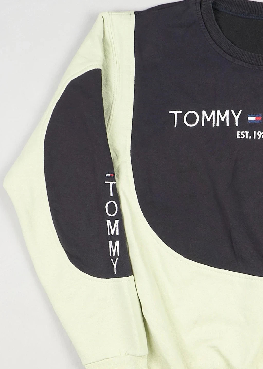 Tommy Hilfiger - Sweatshirt (S) Left