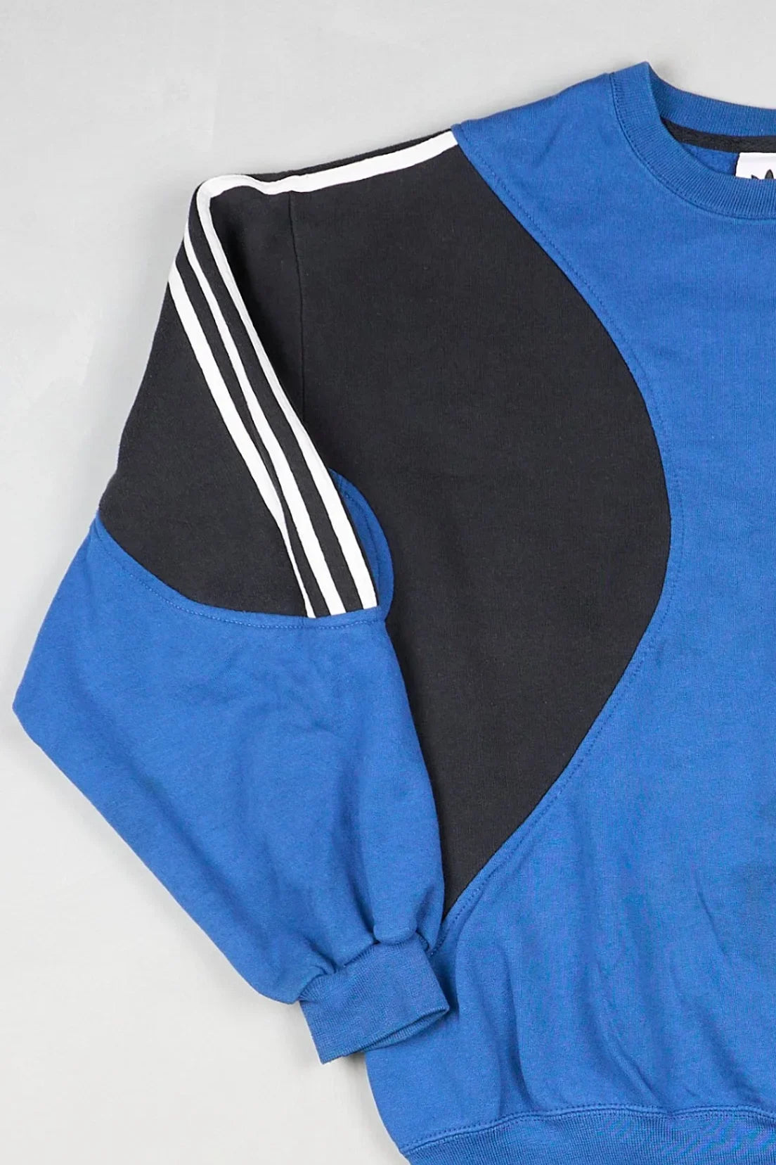 Adidas - Sweatshirt (M) Left