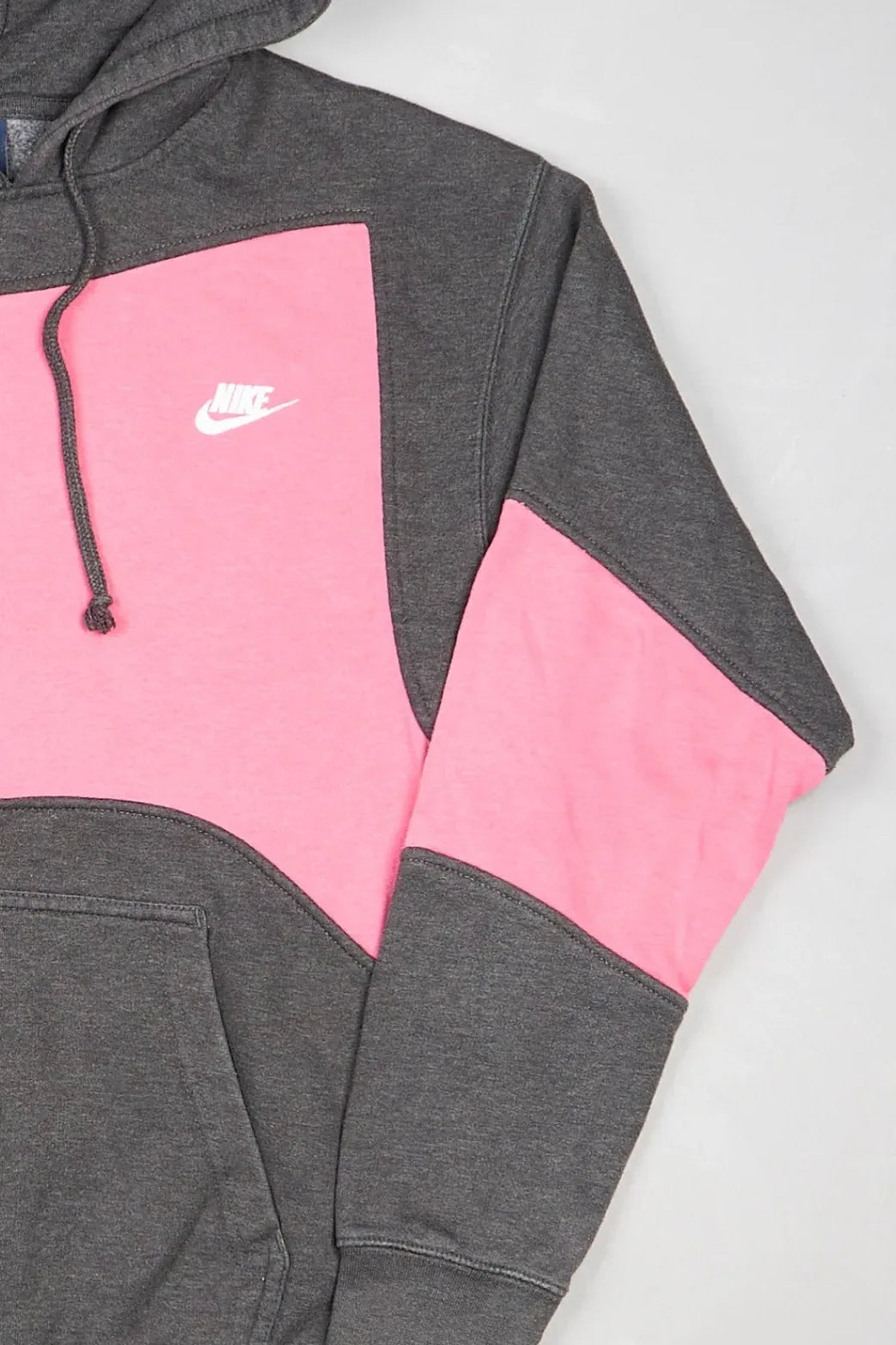 Nike - Renewed Hoodie (M) Right