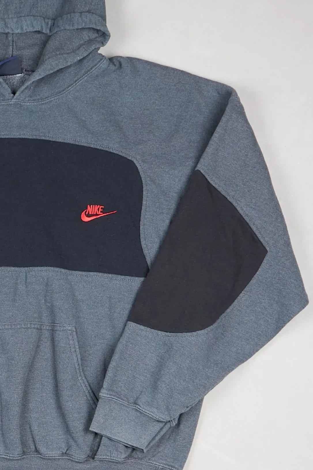 Nike - Renewed Hoodie (L) Right