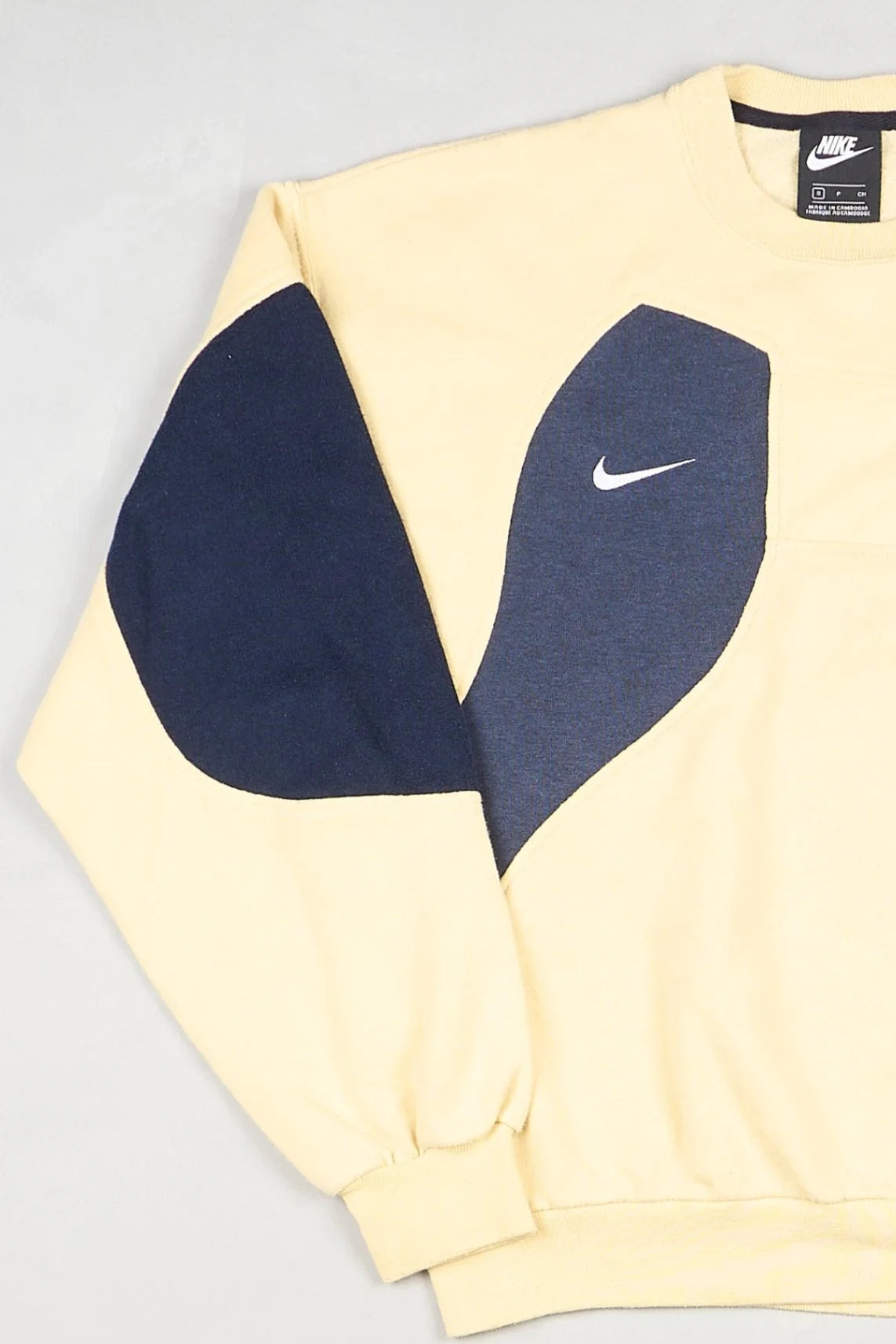 Nike - Sweatshirt (L) Left