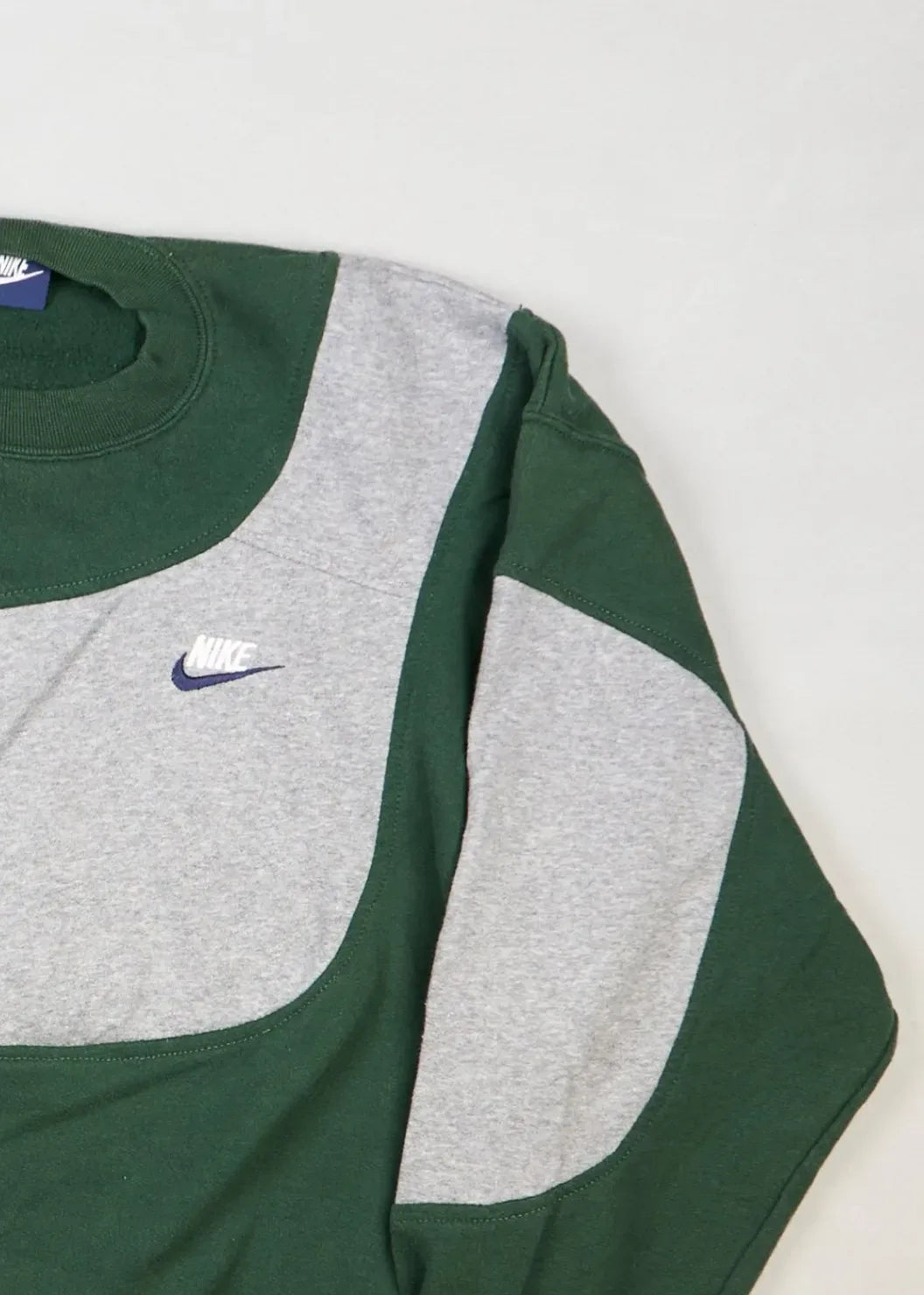 Nike - Sweatshirt (M) Right