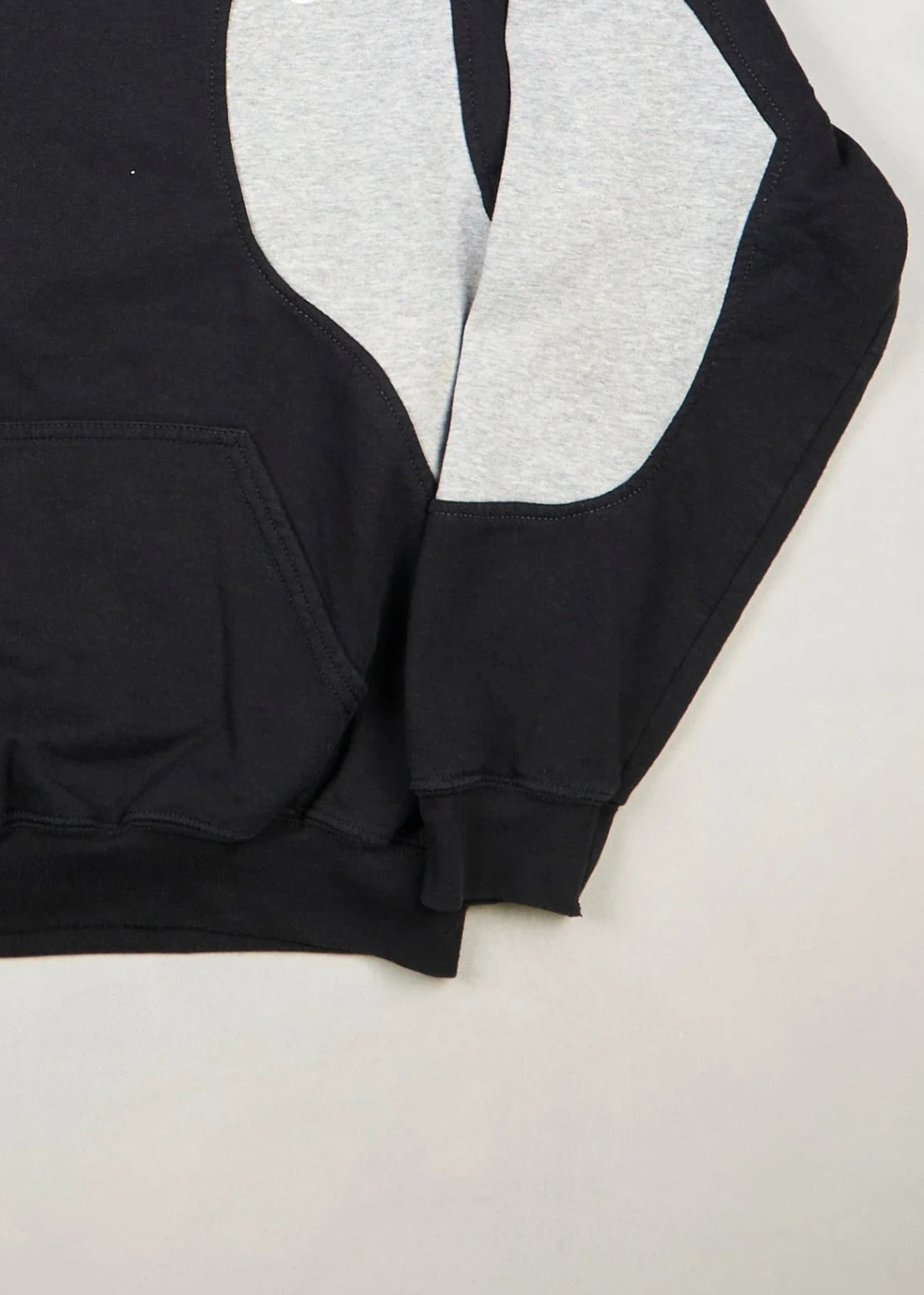 Nike - Hoodie (M) Bottom Right