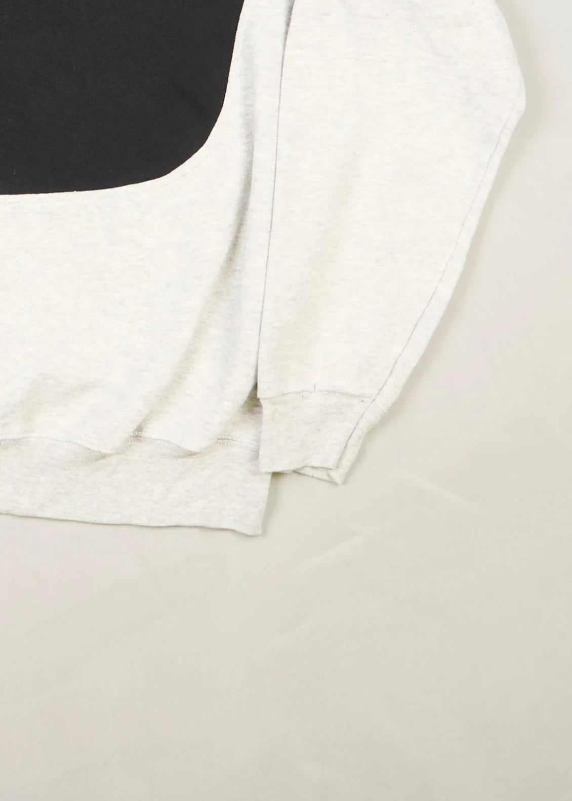 Adidas - Sweatshirt (S) Bottom Right