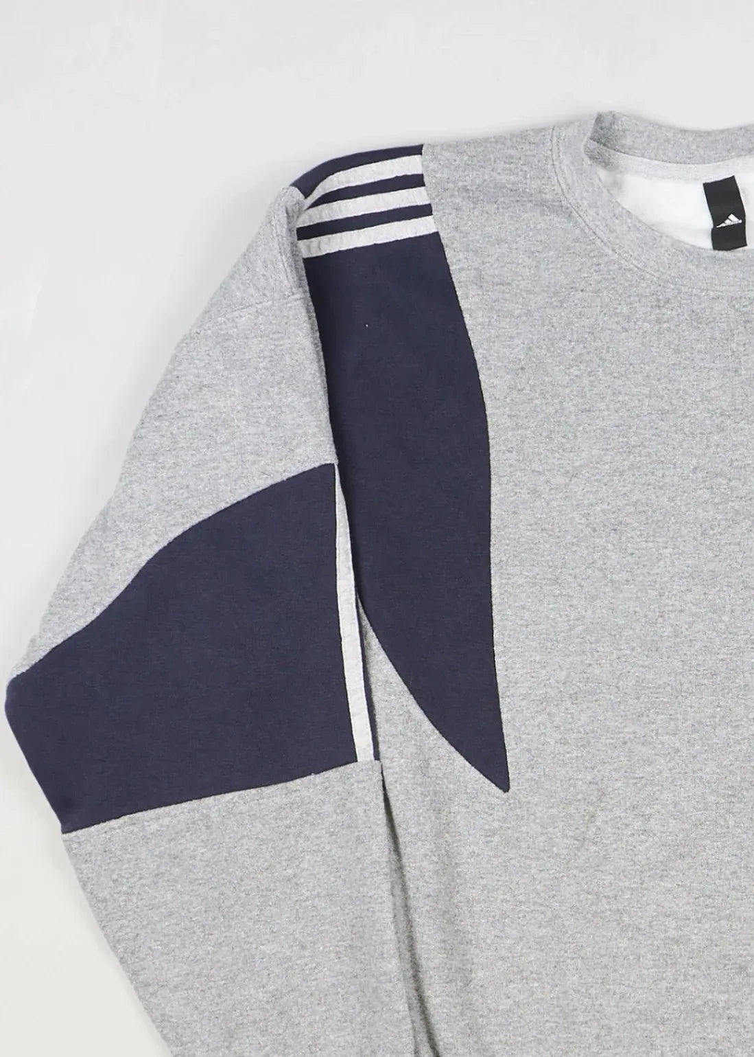 Adidas - Sweatshirt (L) Left