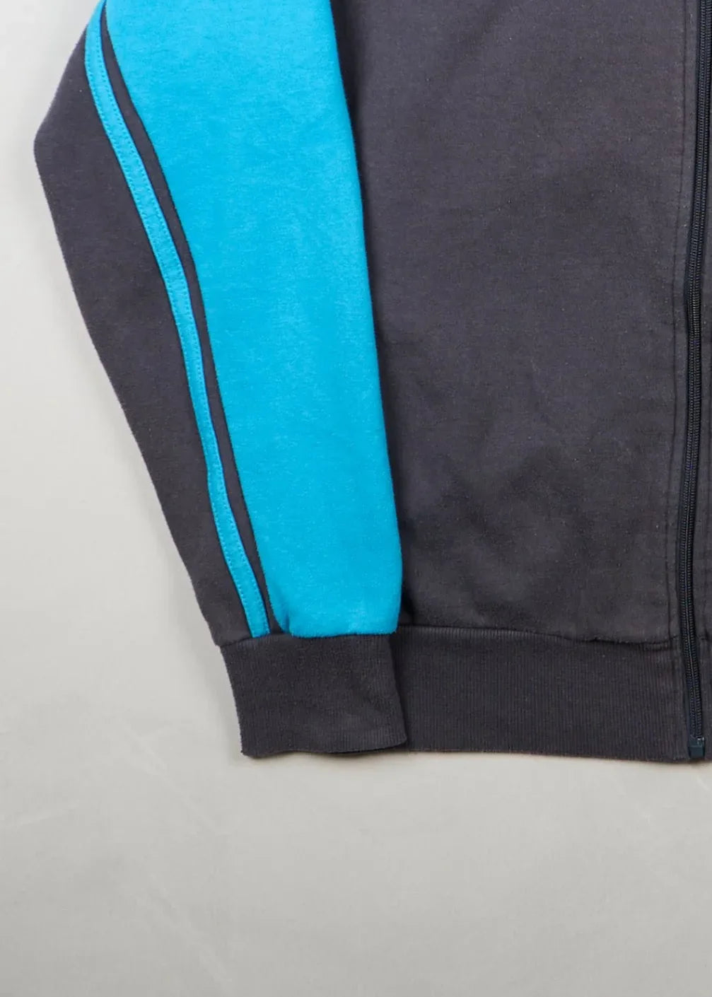 Sergio Tacchini - Hoodie (M) Bottom Left