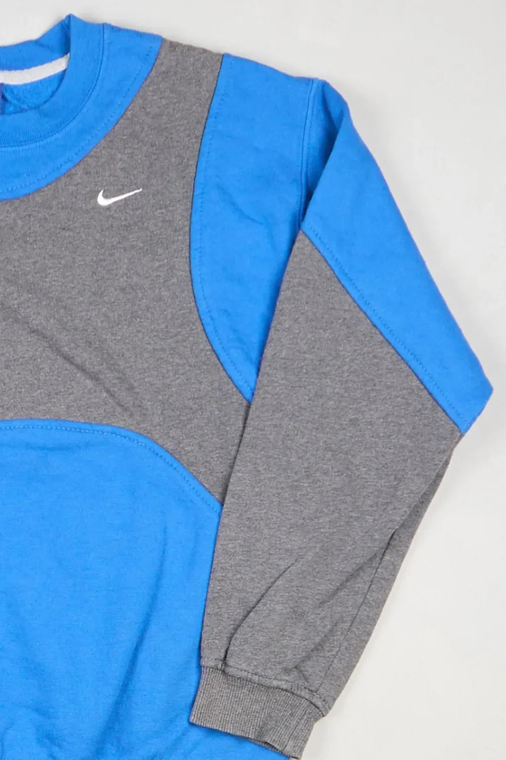 Nike - Sweatshirt (M) Right