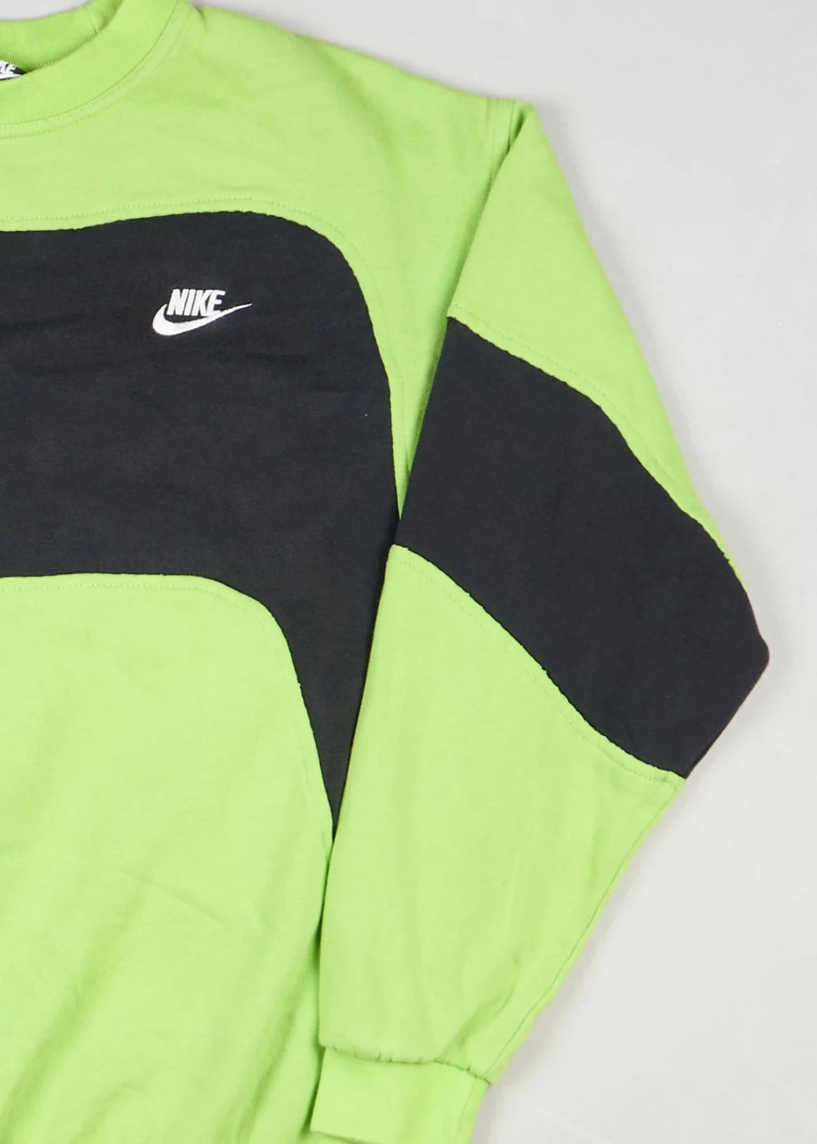 Nike - Sweater (M) Right