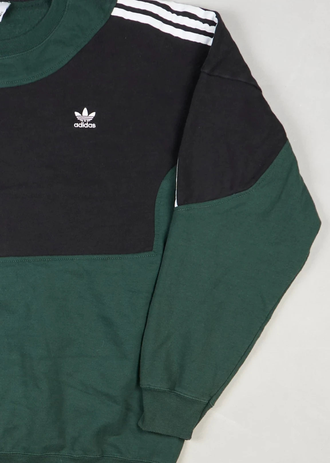 Adidas - Sweatshirt (L) Right