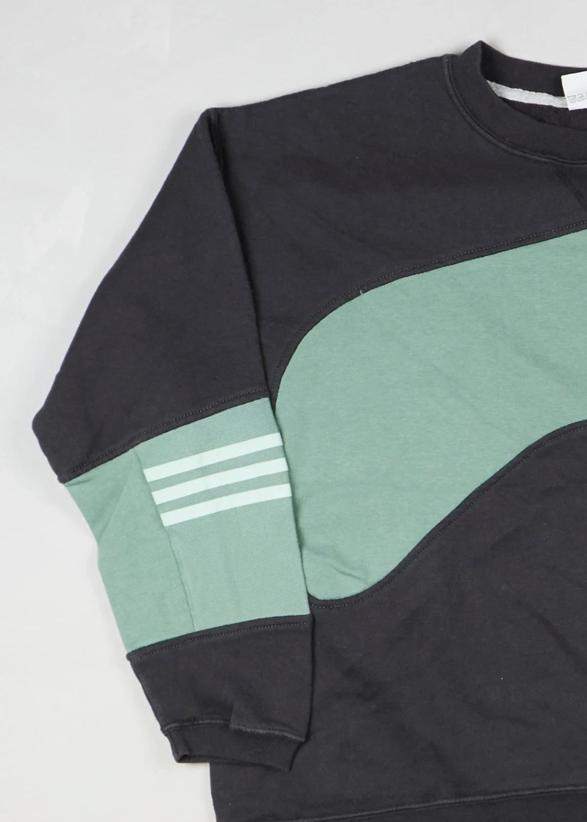 Adidas - Sweatshirt (S) Left