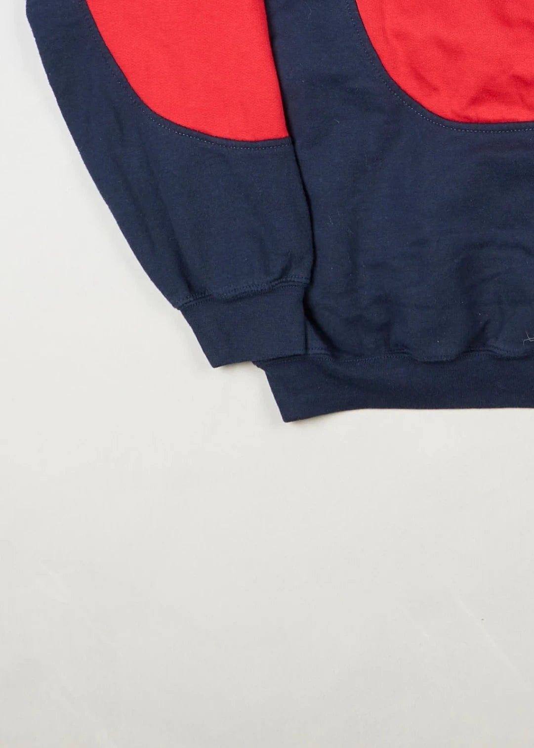 Tommy Hilfiger - Sweatshirt (M) Bottom Left