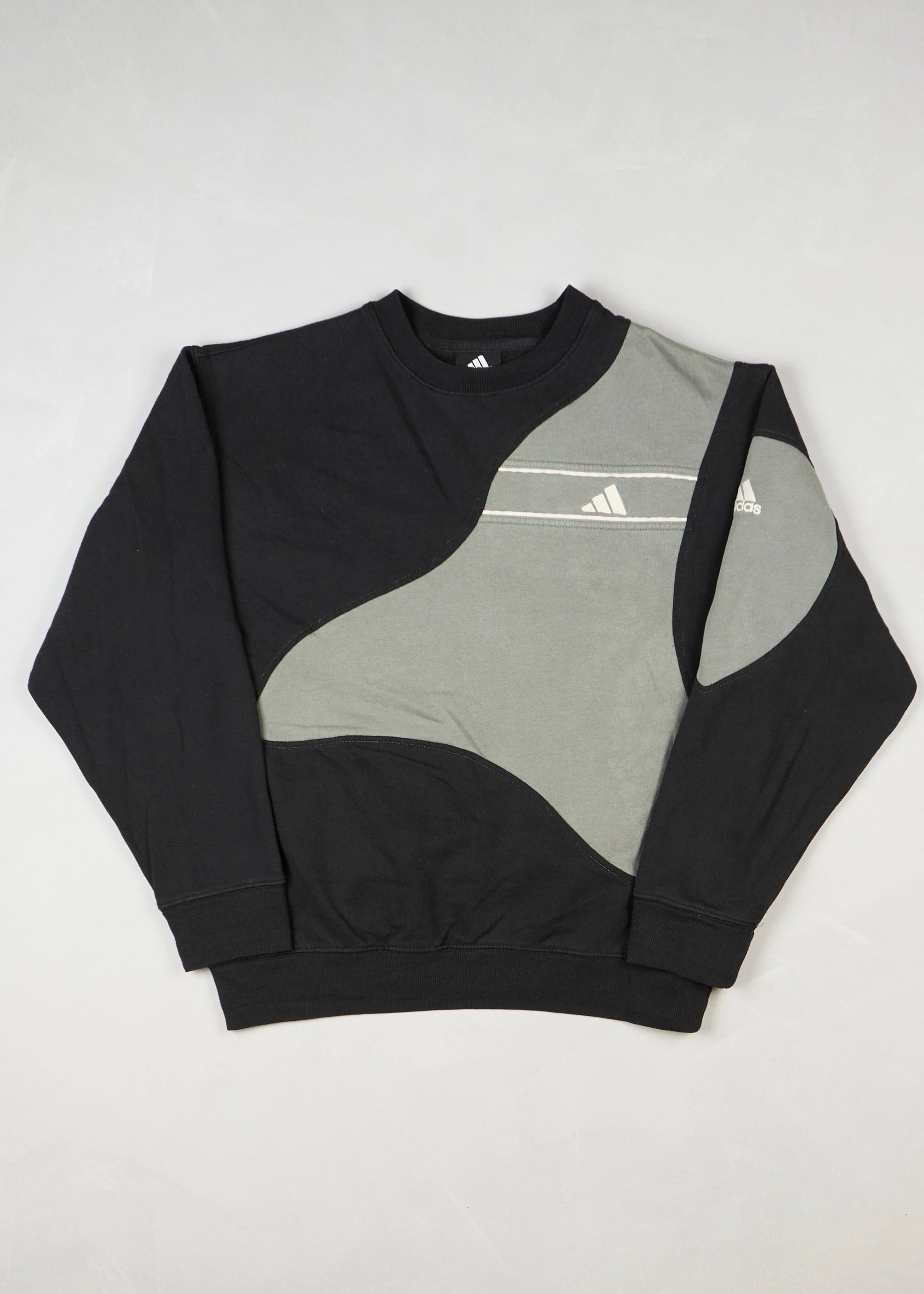 Adidas - Sweatshirt (L)