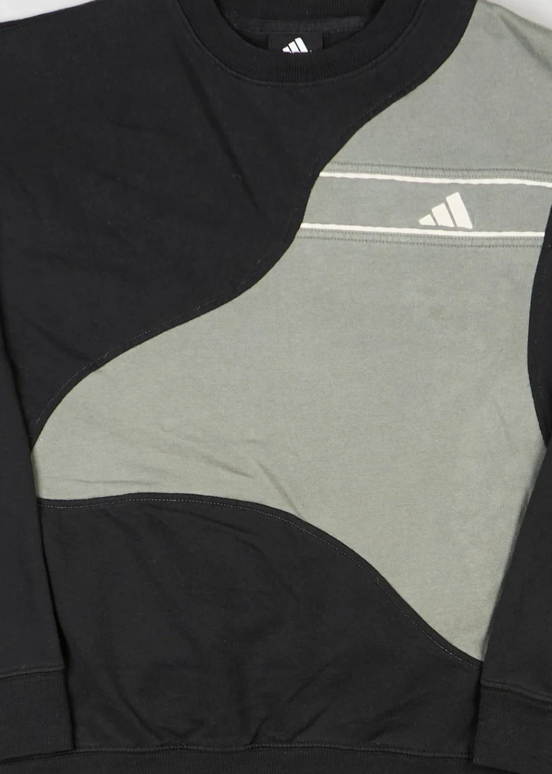 Adidas - Sweatshirt (L) Center