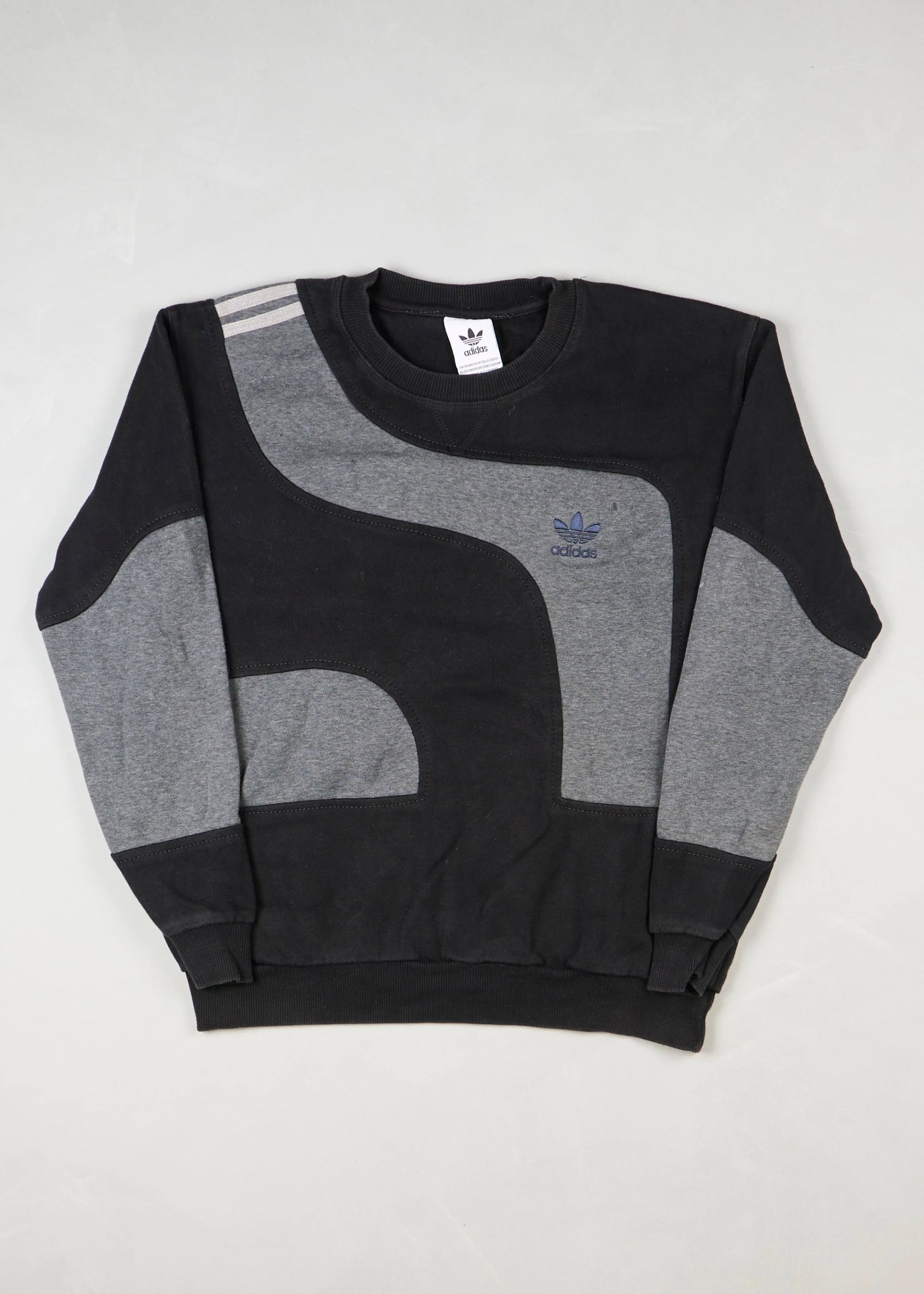 Adidas - Sweatshirt (L)