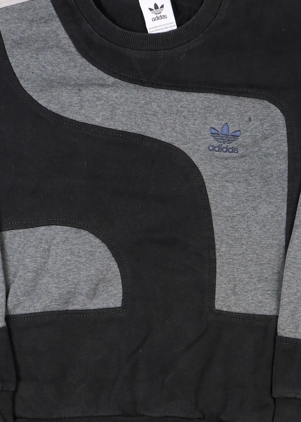 Adidas - Sweatshirt (L) Center