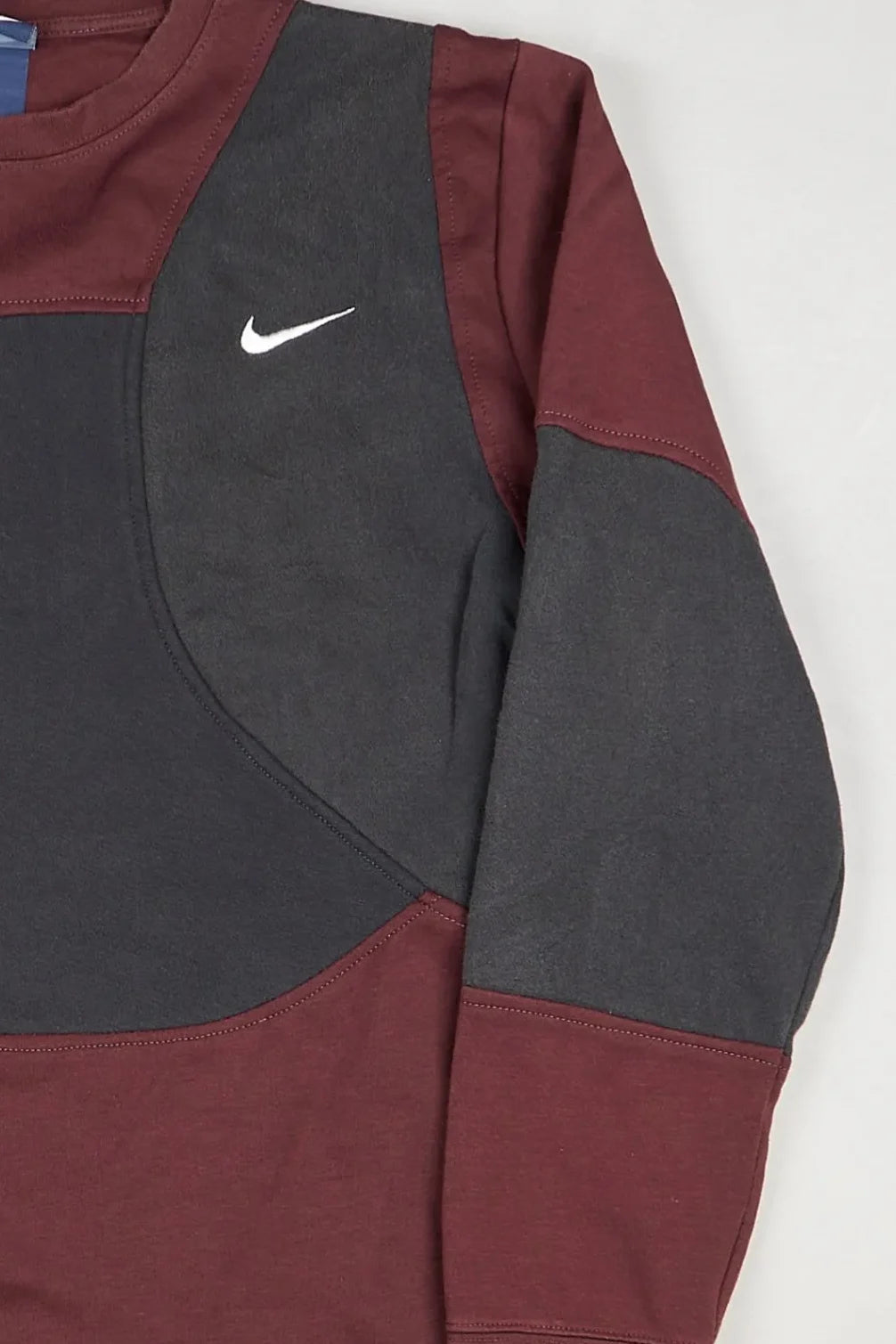 Nike - Sweatshirt (L) Right