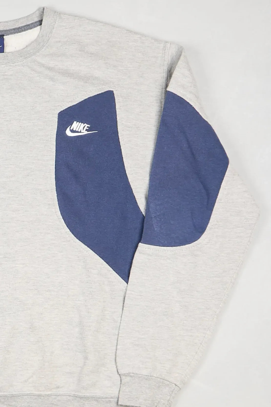 Nike - Sweatshirt (L) Right