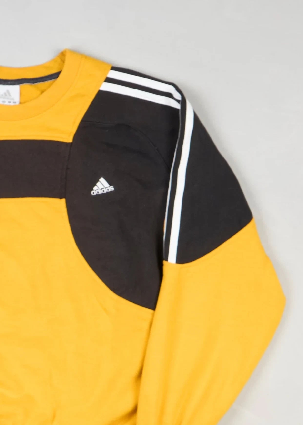 Adidas - Sweatshirt (L) Right