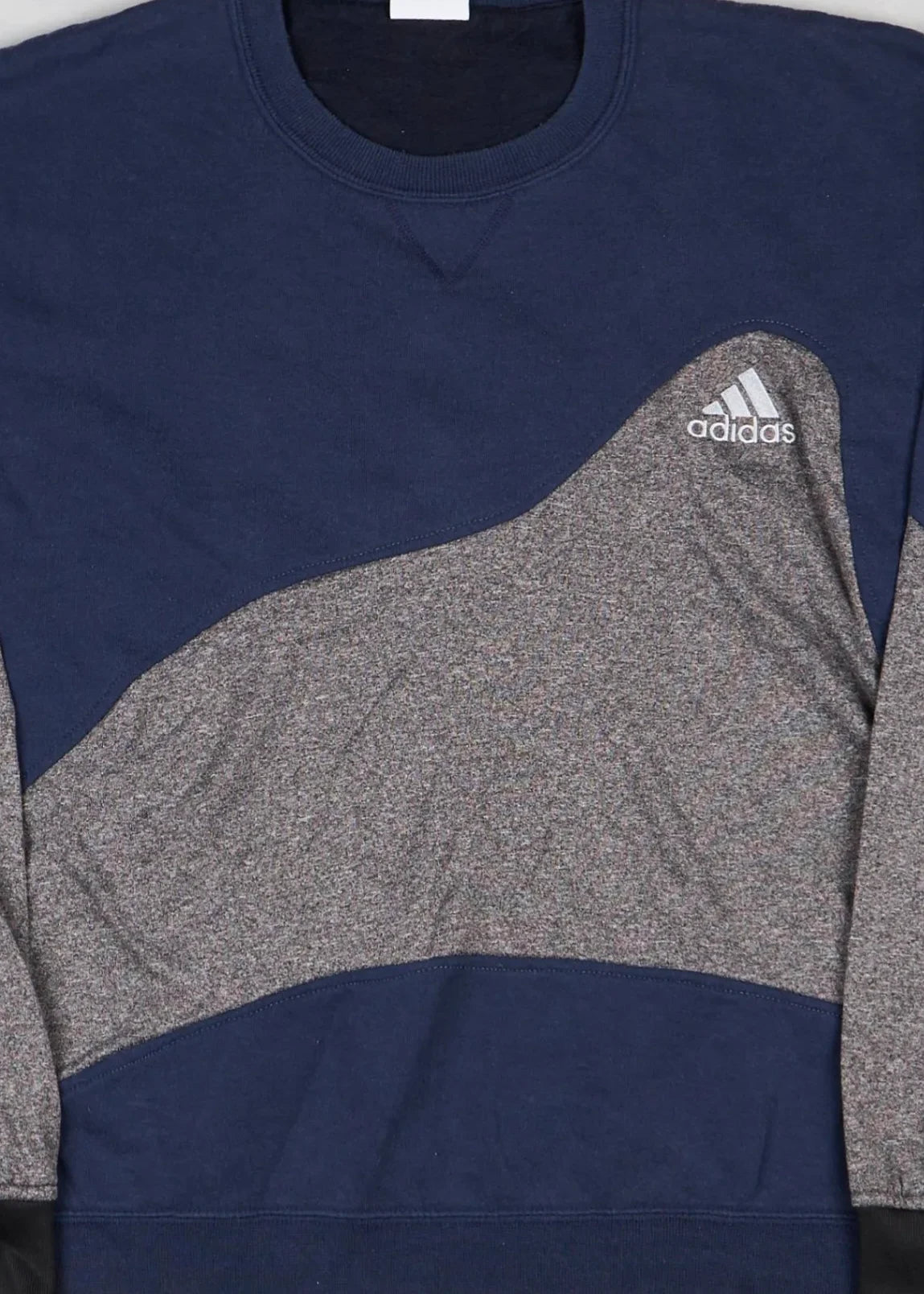 Adidas - Sweatshirt (L) Center