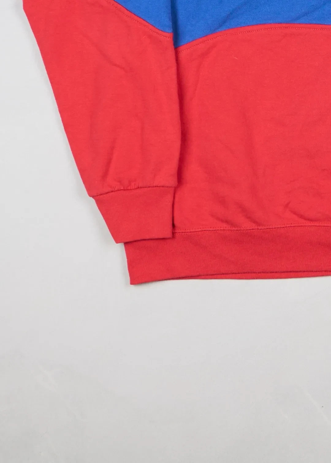 Champion - Sweatshirt (M) Bottom Left