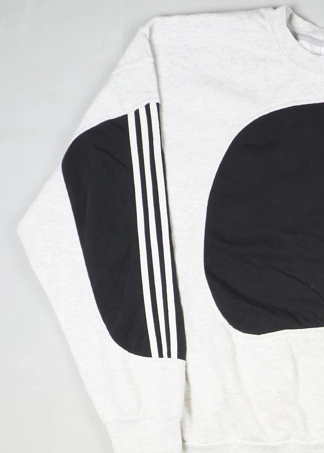 Adidas - Sweatshirt (XL) Left