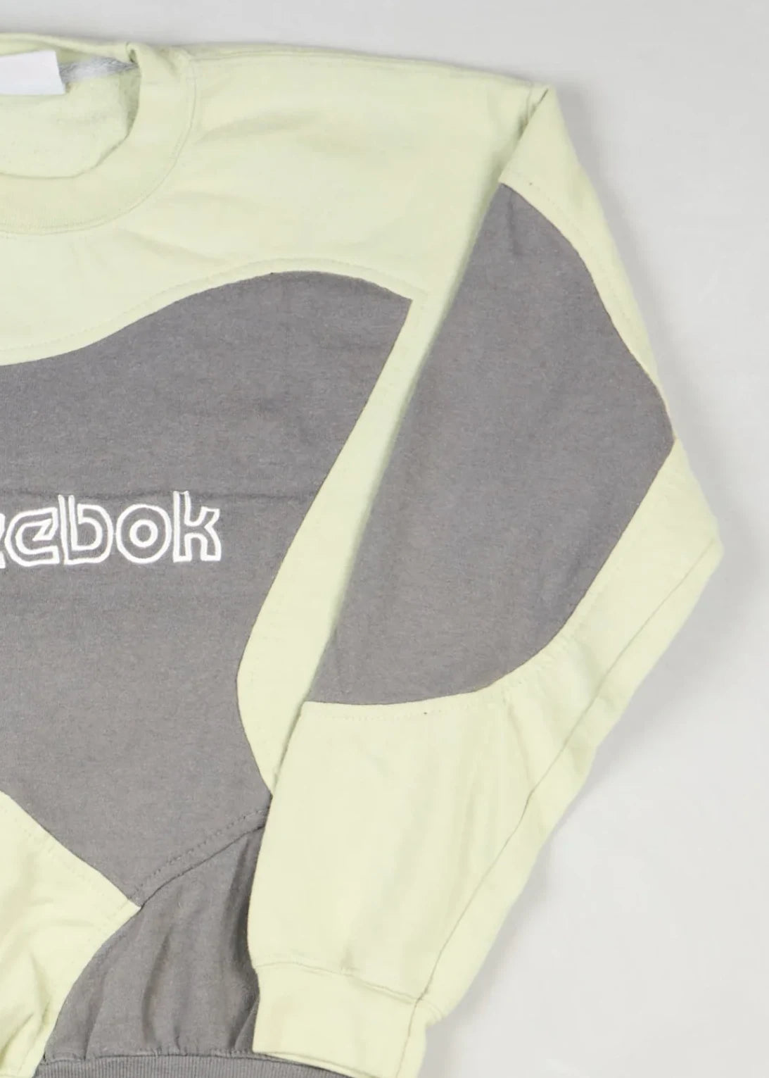 Reebok - Sweatshirt (M) Right