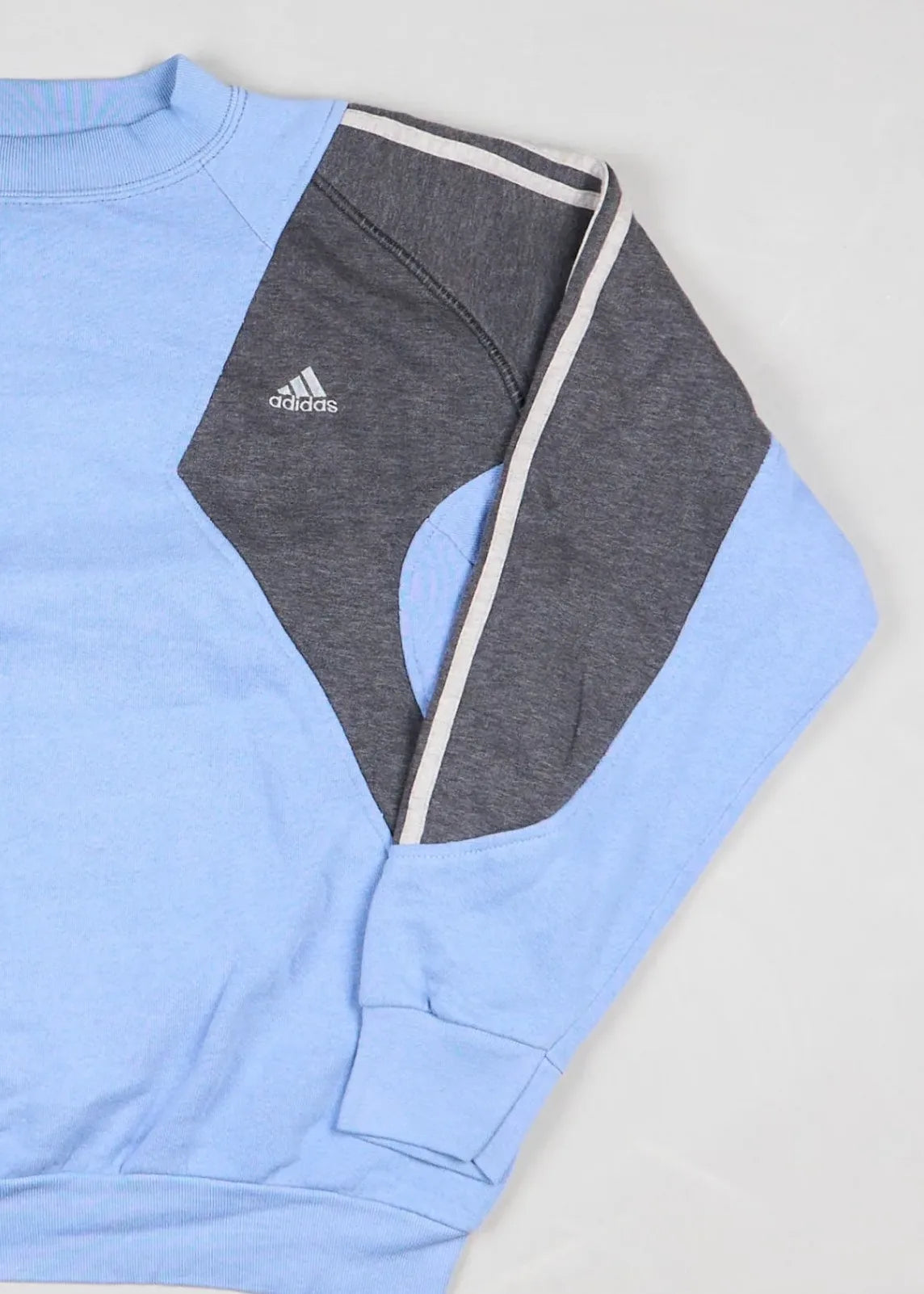 Adidas - Sweatshirt (M) Right